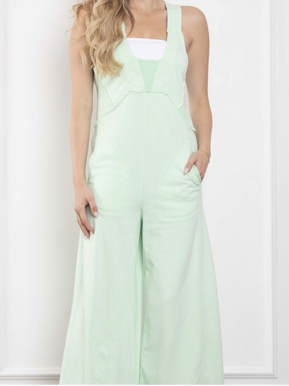 213. NWT BlueVelvet Sleeveless Wide Leg Jumpsuit in Soft Mint - Picture 1 of 3
